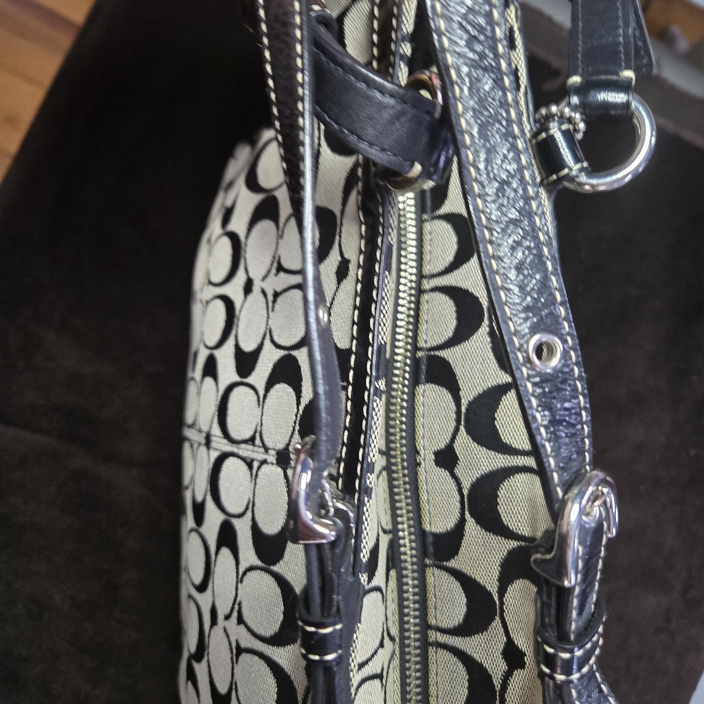 Authentic COACH Signature Pleated Gallery Tote - Black/Grey (F14281) - Picture 12 of 15